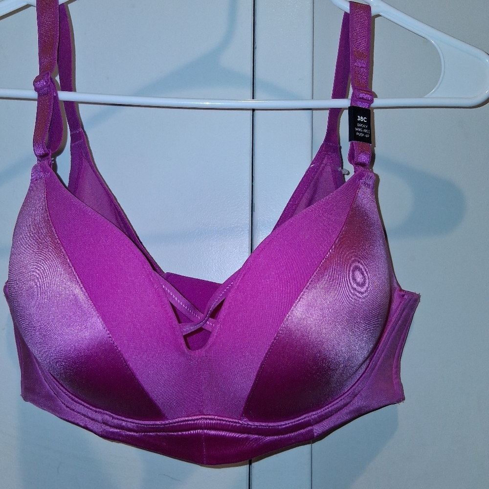 Elegant Magenta Bra